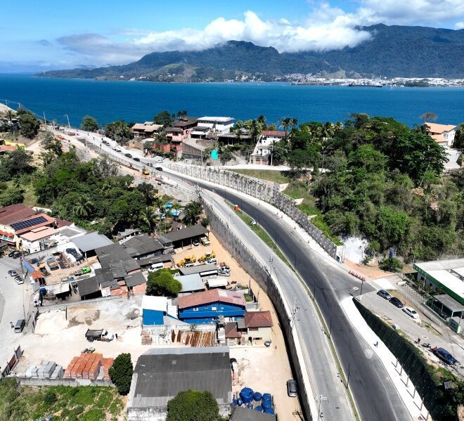 Prefeitura de Ilhabela realiza entrega em…
