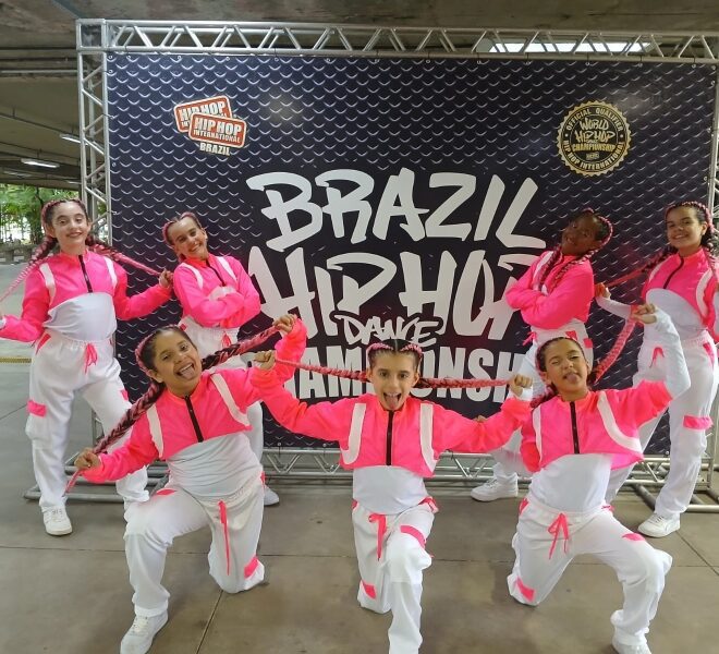 Instituto Dança e Arte Conquista Prêmios em Competição de Da...