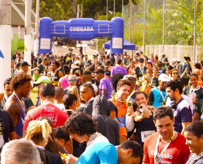 Mais de 700 atletas participam de provas em Ilhabela