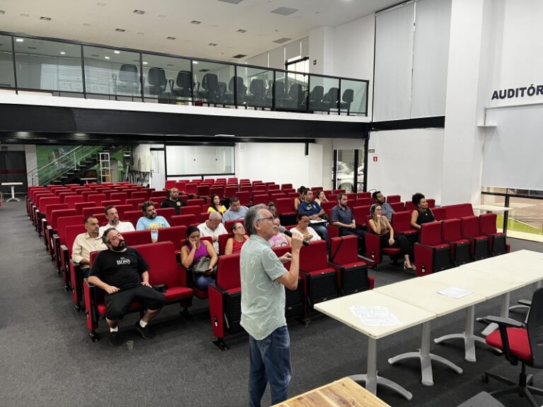 Ilhabela: Prefeitura Realiza Reunião para Discussão de Proje...