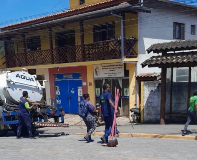 Ilhabela promove limpeza em áreas públicas para melhoramento...