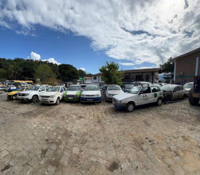 Ilhabela: Prefeitura promove leilão de bens públicos.