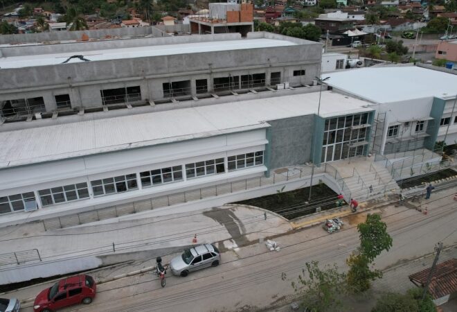 Prefeito Toninho Colucci entrega 1ª etapa de obra importante
