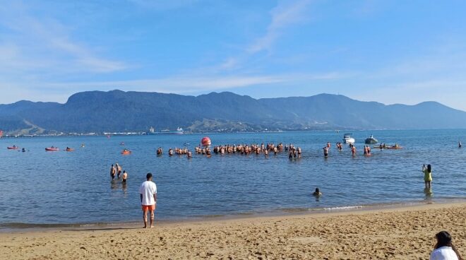 Natação de Ilhabela conquista 1º lugar em competição estadua...