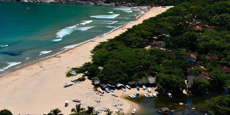 Ilhabela: Conforto e Praia em Perfeita Harmonia