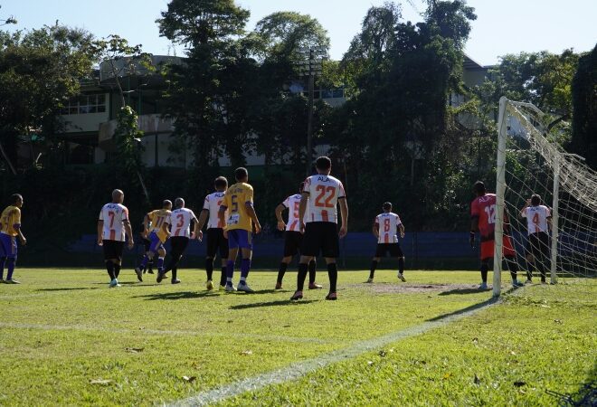 Unidos da Ilha e Garrafão triunfam na estreia do Campeonato ...
