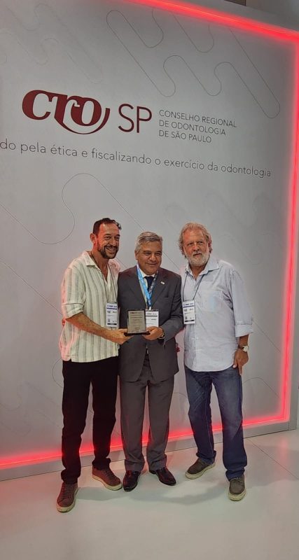 Prefeito de Ilhabela é homenageado em evento especial