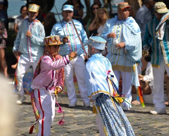 Cultura Caiçara: Tradições e Raízes de Ilhabela em Destaque