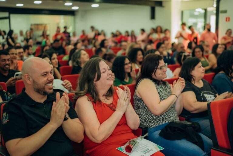 Ilhabela Celebra Fim da Semana do Servidor 2025 com Homenage...