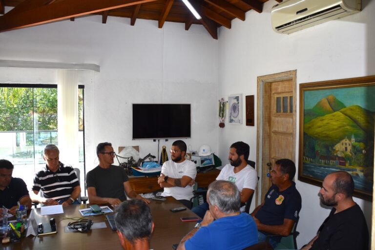 Ilhabela: Reunião para Melhorar Travessia Ilhabela–São Sebas...