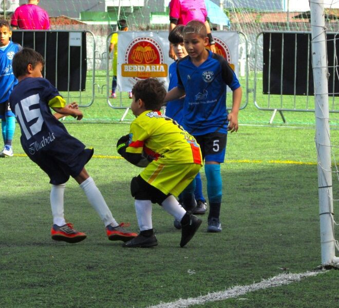 Ilhabela: Festival de Futebol Infantil neste Fim de Semana