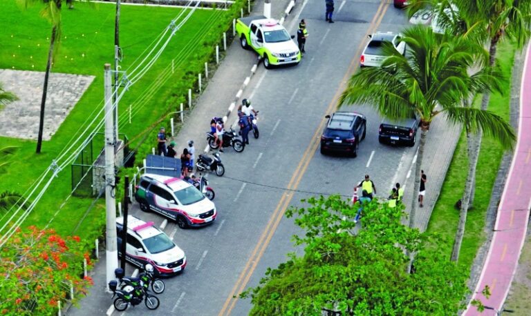 Reforço na Fiscalização em Ilhabela Garantiu Segurança no Fe...