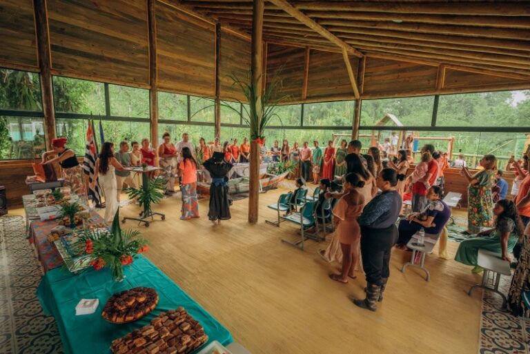 Ilhabela: Semana de Formaturas nas Escolas das Comunidades T...