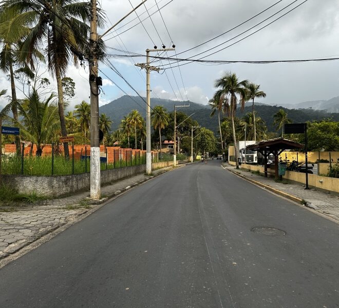 Interdição na Avenida Ernesto Oliveira, Barra Velha, para ob...