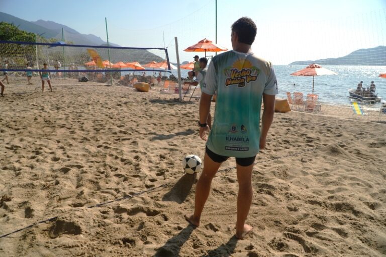 <p><strong>Verão Ilhabela 2026: Esportes e Diversão para a F...