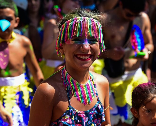 CarnaIlha em Dobro 2026: Matinês e Desfile Infantil Neste Fi...