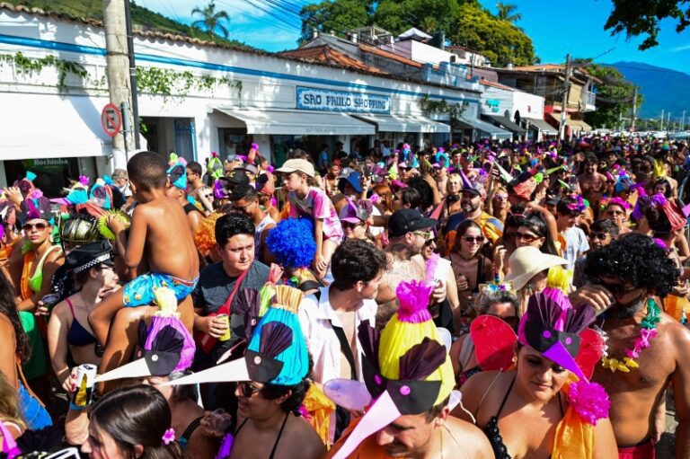 Banho da Dorotéia: Diversão e Refresco em Ilhabela a Partir ...