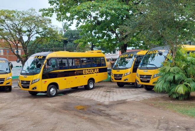 Transporte Escolar de Ilhabela Atende Mais de 1.600 Alunos d...
