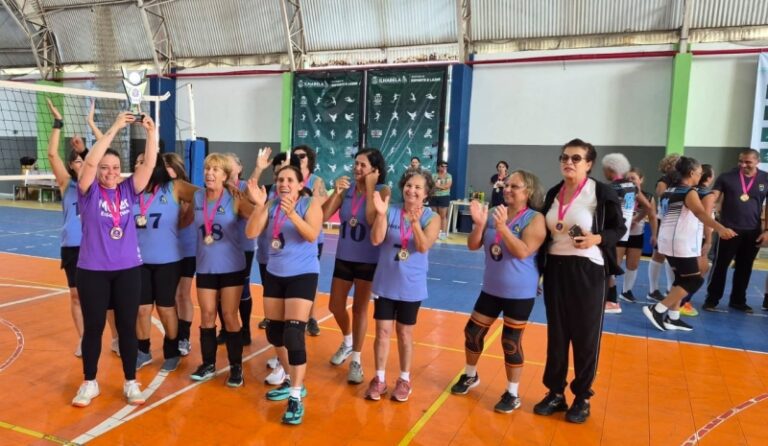 Ilhabela Vence 1º Encontro de Vôlei Adaptado Feminino