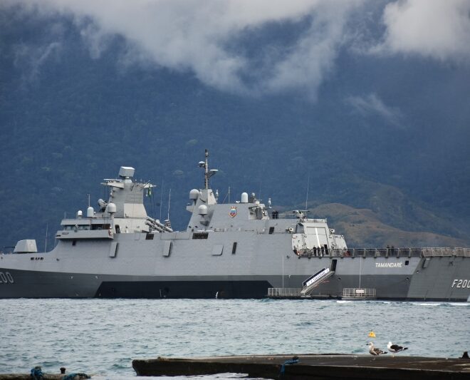 Fragata Tamandaré brilha na Semana Internacional de Vela de ...