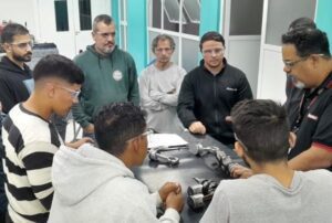 Curso Grátis de Mecânico de Motores Náuticos em Ilhabela: Inscrições Abertas!