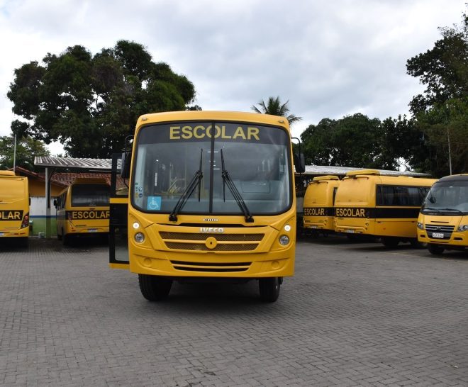 Novo Ônibus Aumenta Transporte Escolar em Ilhabela para 220 ...