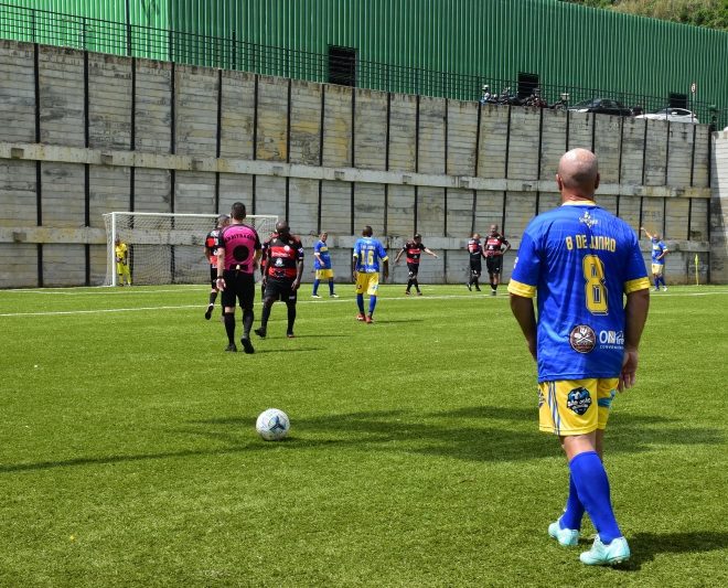 8 de Junho e Garrafão vão à final do Veteraníssimo 50 em Ilh...