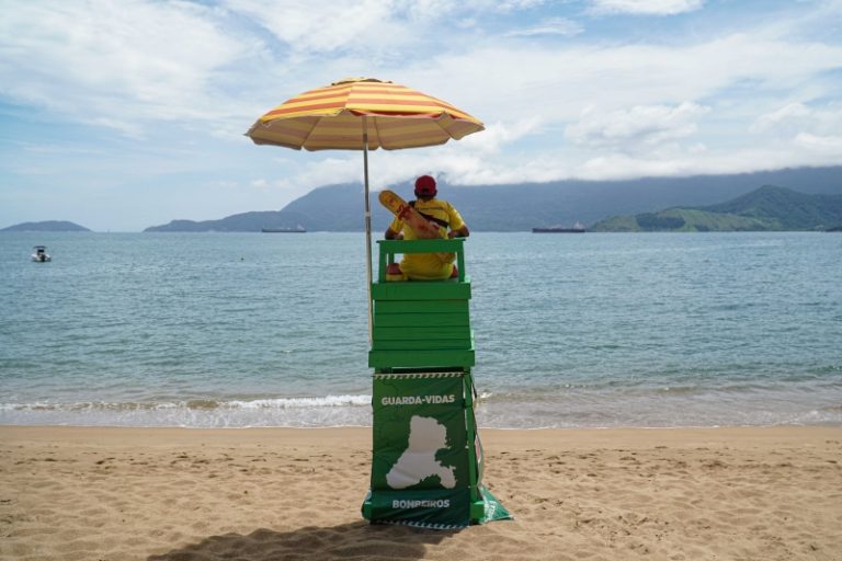 Últimos Dias para Inscrições de Guarda-Vidas Temporários em ...