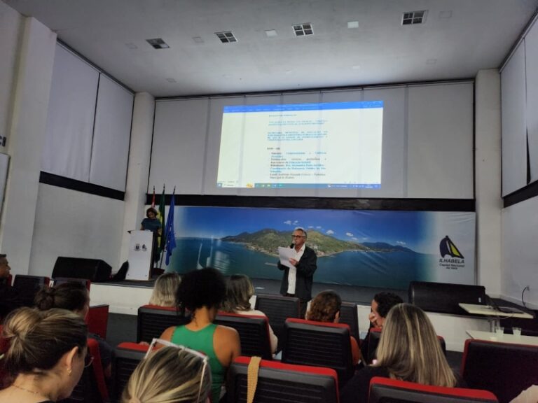 Ilhabela Capacita Educadores: Projeto ‘Lei Maria da Pe...