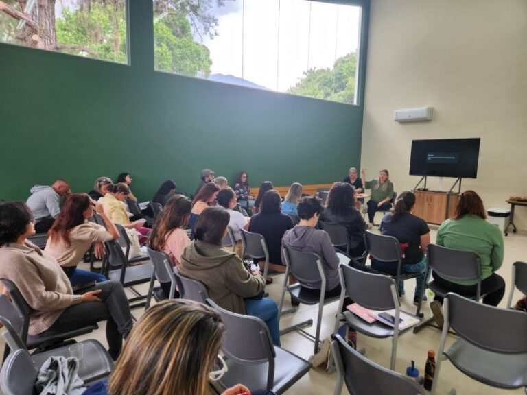 Encontro Formativo sobre Educação Especial e Inclusiva é rea...