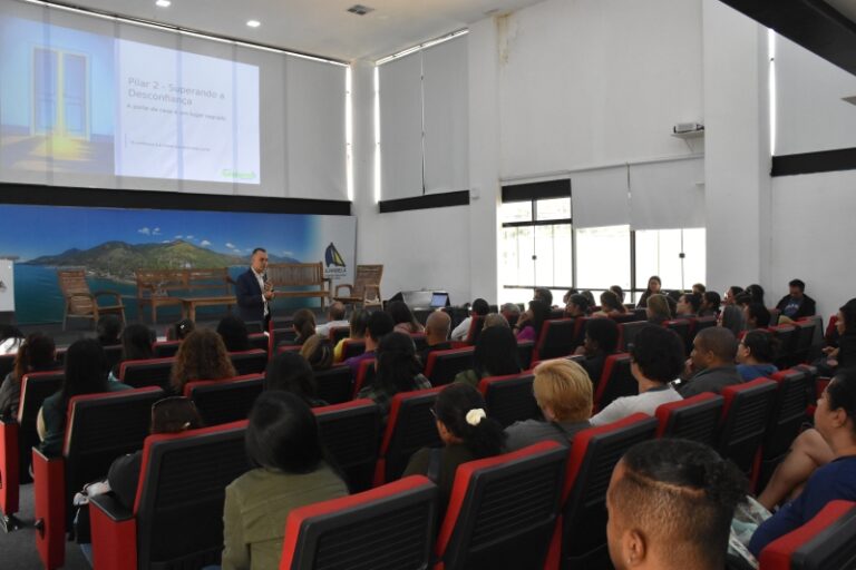 Agentes Comunitários de Saúde de Ilhabela em Palestra sobre ...