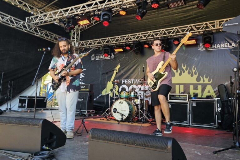 Festival Rock na Ilha: Celebre a Música e a Diversão!