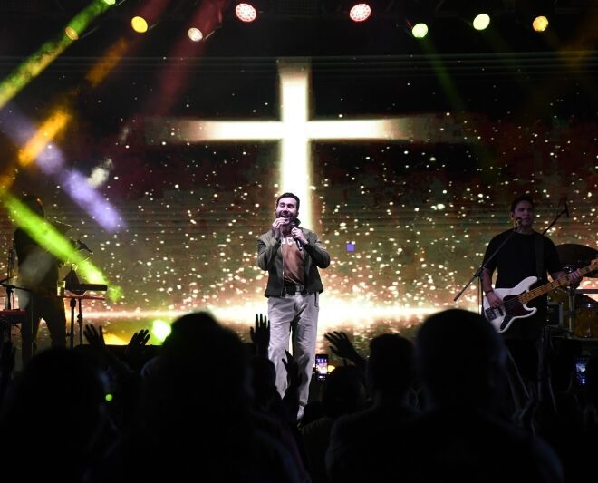 Ilhabela Celebra Festa em Homenagem à Padroeira com Grande T...