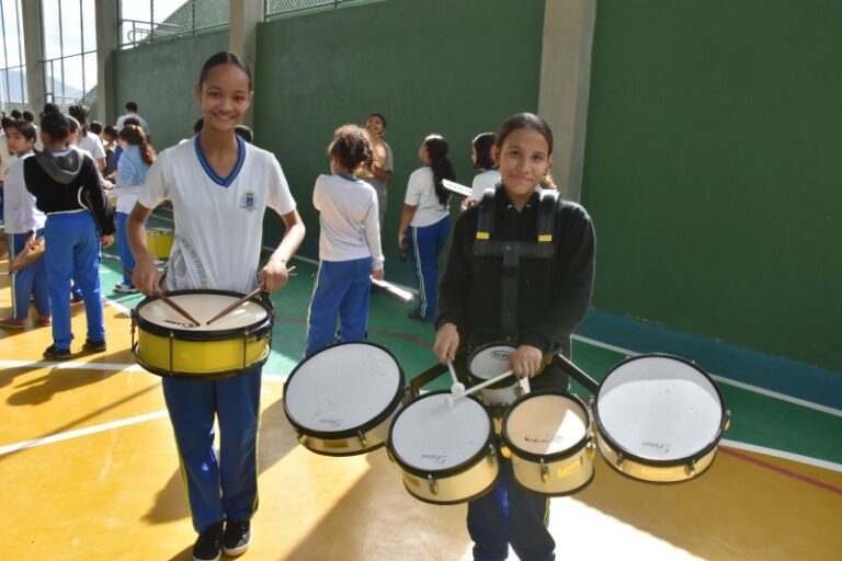 Escolas Municipais Finalizam Ensaios para Festival de Fanfar...
