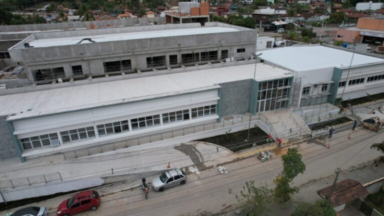 Prefeito Toninho Colucci entrega 1ª etapa de obra importante
