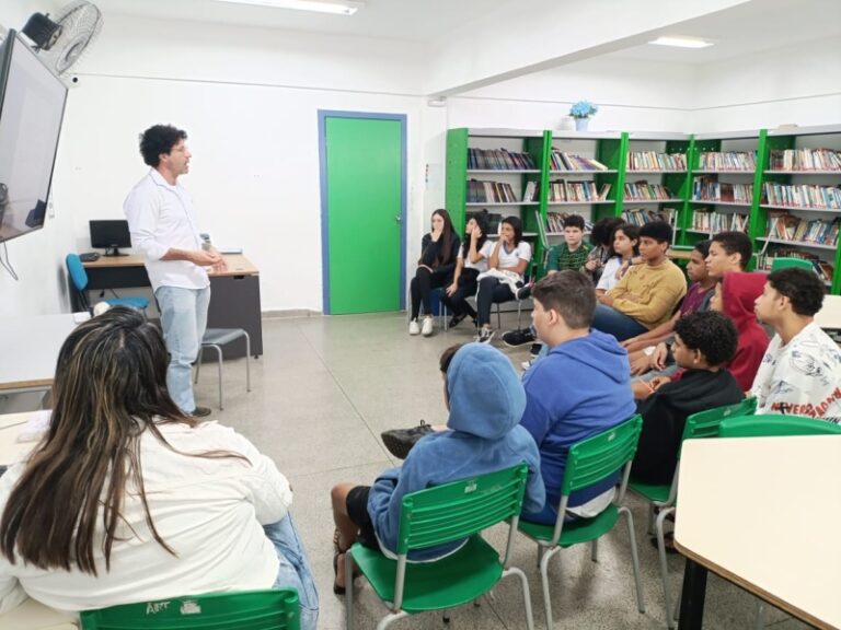 Ilhabela: Duas Escolas Escolhidas para Conferência Infanto J...