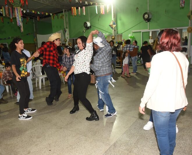 Festa Junina da APAE Ilhabela: Tradição, Inclusão e Solidari...