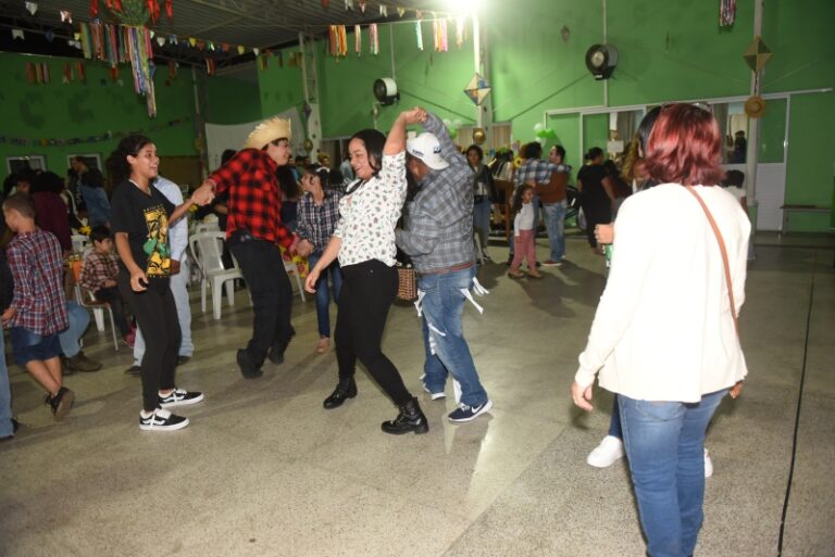 Festa Junina da APAE Ilhabela: Tradição, Inclusão e Solidari...