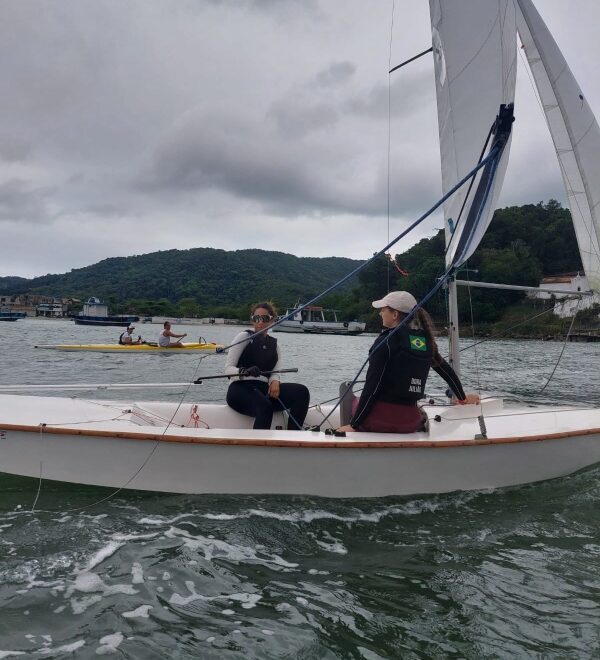 Velejadores de Ilhabela se preparam para grande competição n...