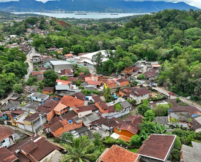 Plenária da Prefeitura de Ilhabela discute Habitação de Inte...