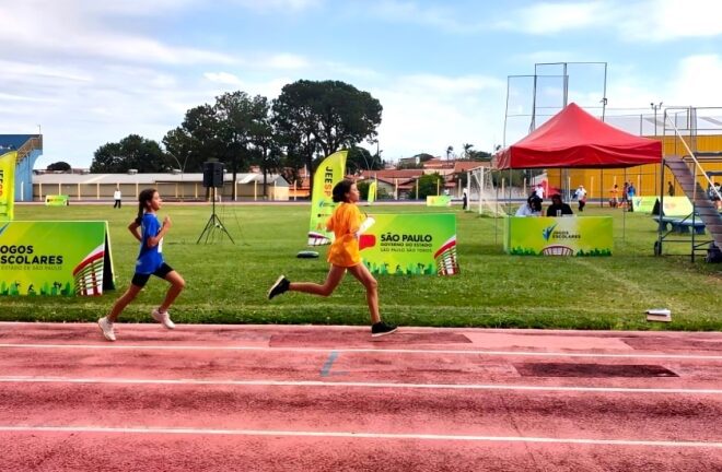 Atletas de Ilhabela brilham em competições esportivas.