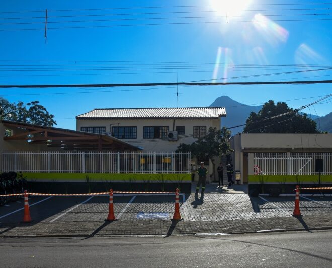 Prefeito de Ilhabela inaugura nova sede administrativa