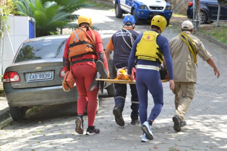 Ilhabela promove simulado de emergência para aprimorar segur...