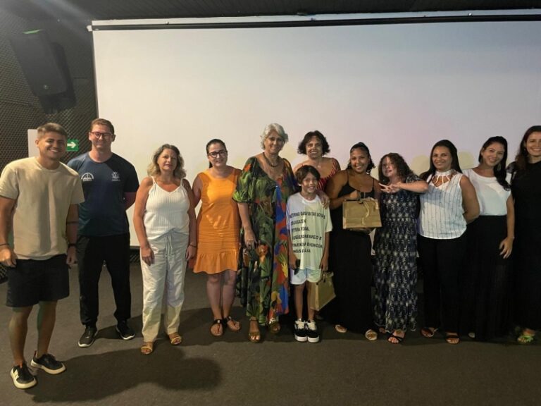 Estudantes de Ilhabela recebem benefícios educacionais espec...