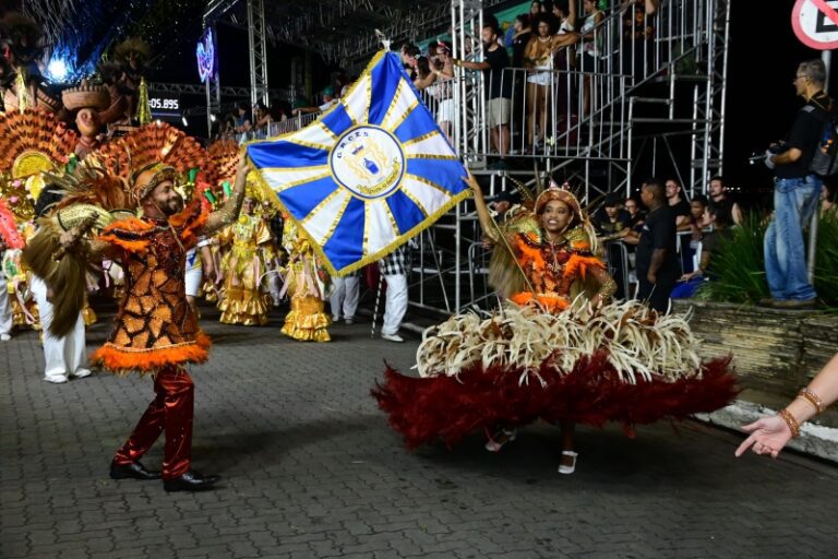 Unidos do Garrafão: encantar e surpreender no Carnaval
