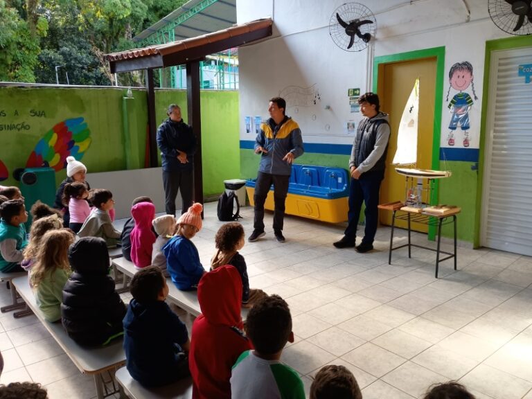 Escola Natã Ugo Recebe Velejador para Roda de Conversa Pré-S...