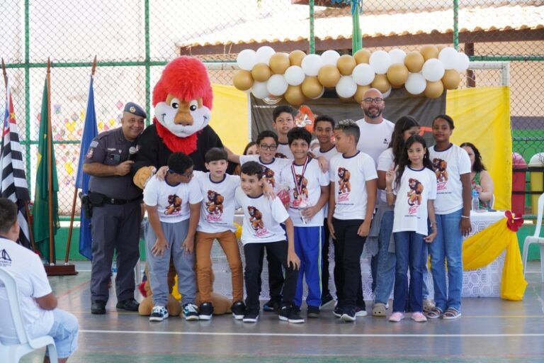 Formaturas das Escolas de Ilhabela: Celebrações Marcantes e ...