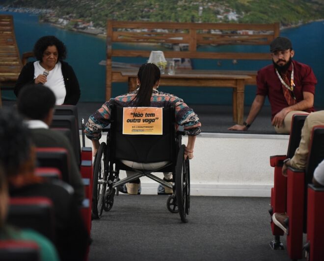 Ilhabela conscientiza sobre respeito às vagas para PcD com a...