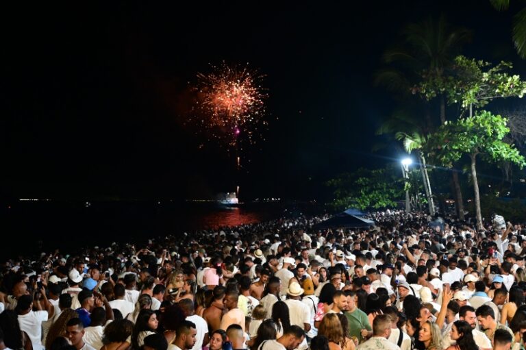 Réveillon em Ilhabela: Celebração com grande público aguarda...