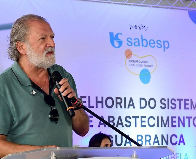 Prefeito de Ilhabela marca presença em evento importante